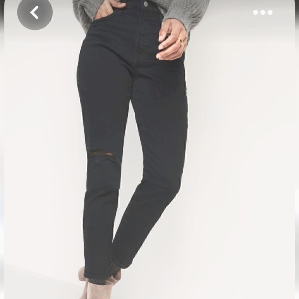 Old Navy OG Straight Marilyn Knee Rip Jeans Black Women's 2